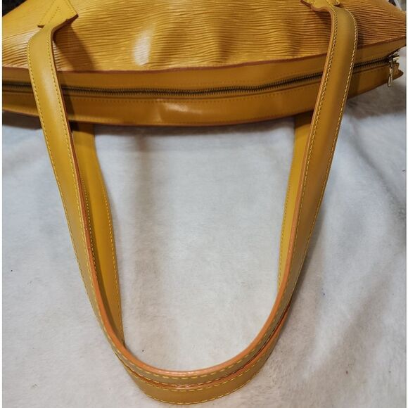 Louis Vuitton Epi Saint Jacques Yellow Bag with Dust Bag PRISTINE CONDITION - Picture 12 of 17